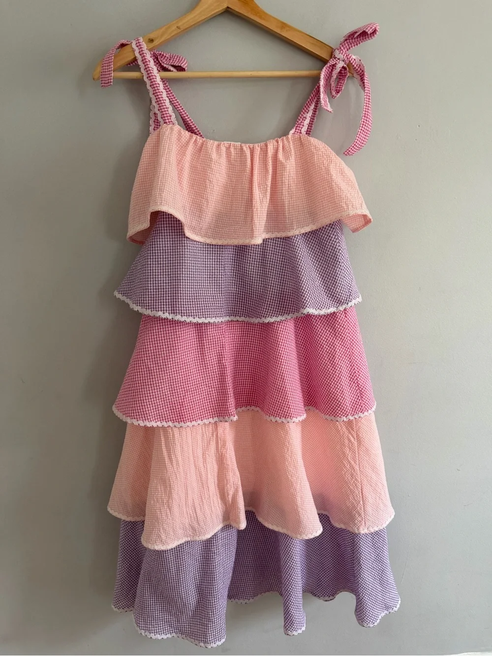 Marlo Kids Margaret Pastel Rainbow Tiered Dress Seersucker Ric Rac Trim 9-10
